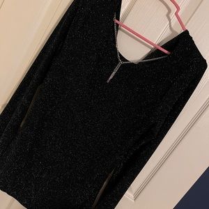 Michael Kors: Black with silver texture blouse. Size XS Like new.